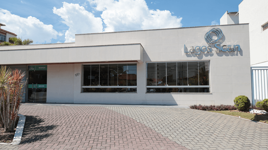 Fachada da clínica da Lagos Scan no Parque Hotel, em Araruama